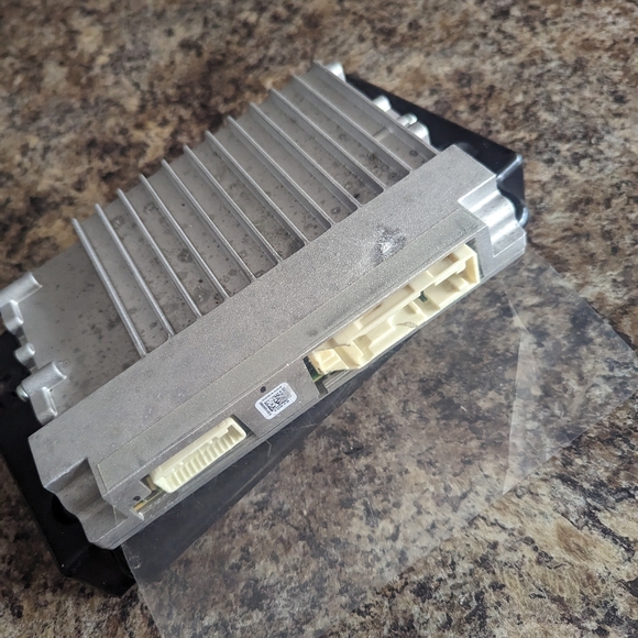 2018 Subaru Legacy Harman Kardon amplifier . - Picture 10 of 12